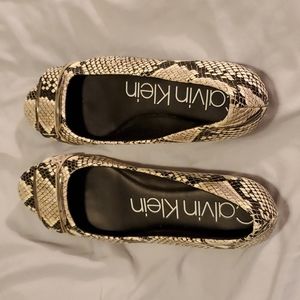 Calvin Klein Women's Flats